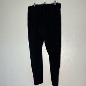 Athleta women’s polyester black cargo pants elastic waist pull on size 12
